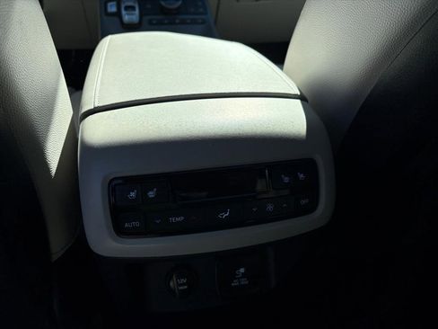 Used 2024 Hyundai Palisade Limited image 21