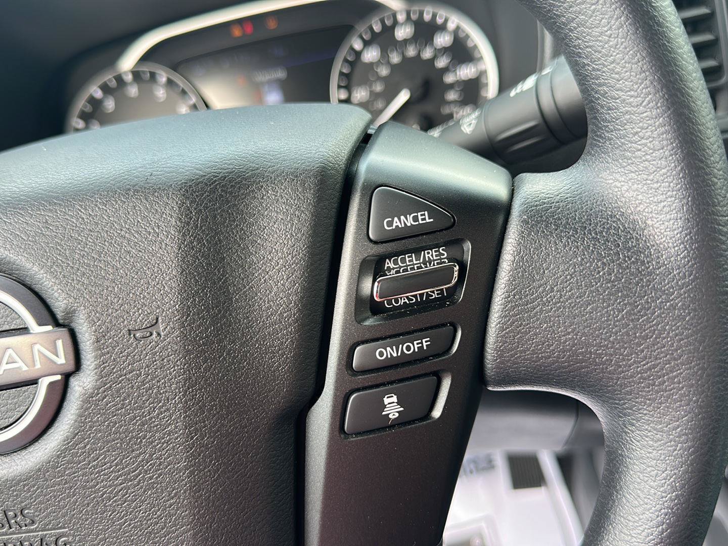 Used 2024 Nissan Frontier S w/ Technology Package RWD image 16