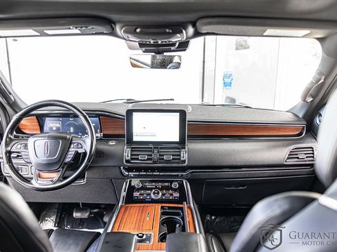 Used 2021 Lincoln Navigator L Reserve AWD/4WD image 37