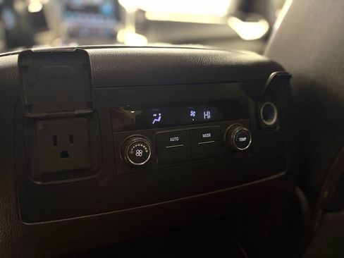 Used 2019 Chevrolet Tahoe LT w/ Off-Road Package image 29