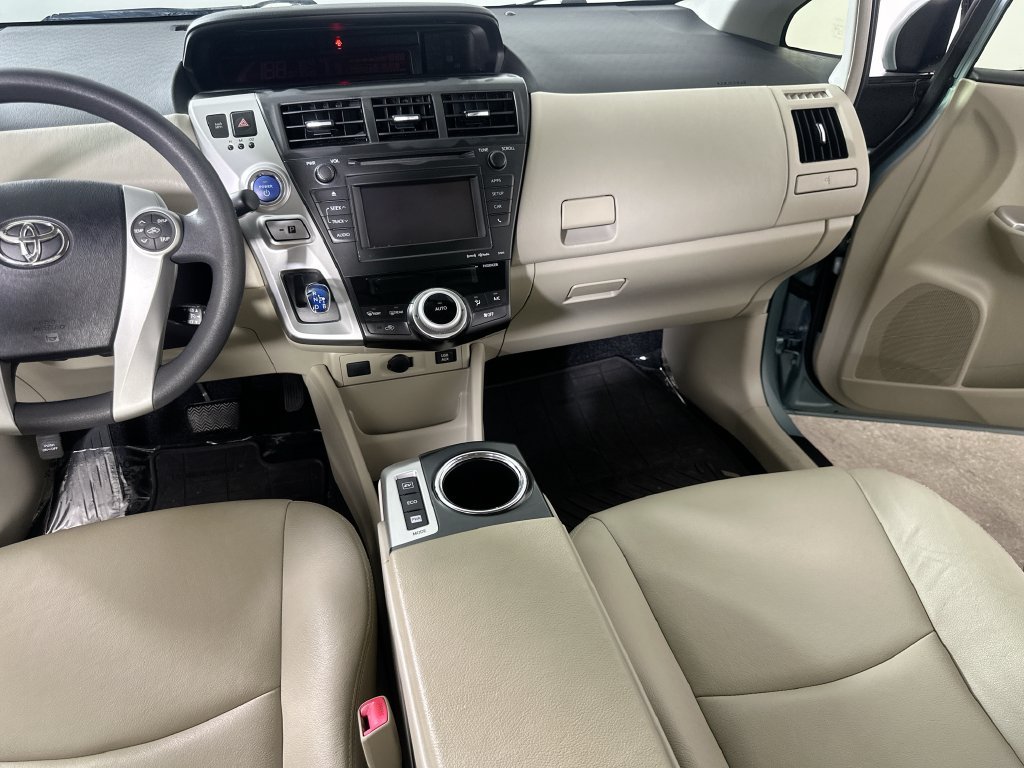 Used 2014 Toyota Prius V Three FWD image 21