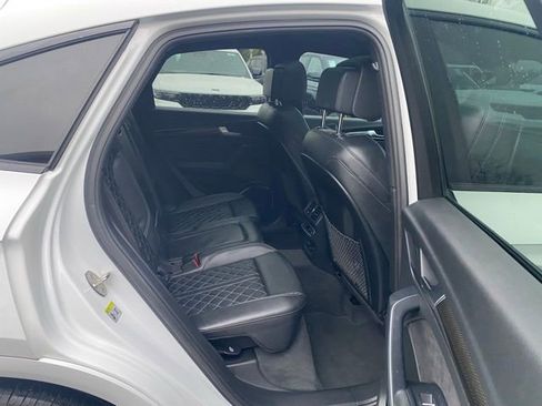 Used 2023 Audi SQ5 Prestige image 30