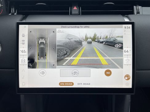 Certified 2024 Land Rover Discovery Sport S image 28