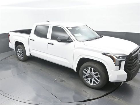 New 2026 Toyota Tundra SR image 26