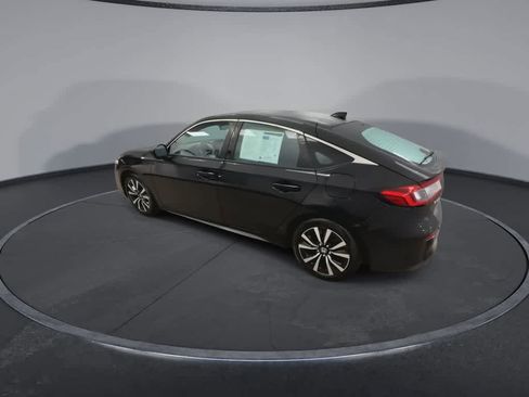 Used 2023 Honda Civic EX-L image 6
