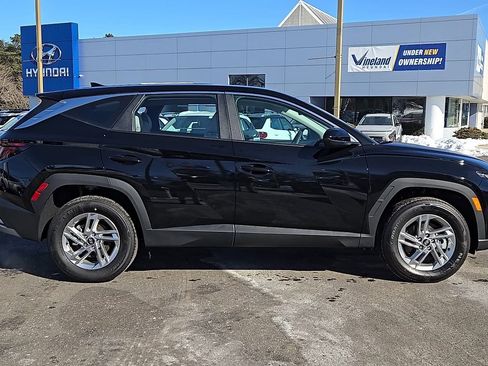Used 2025 Hyundai Tucson SE image 9