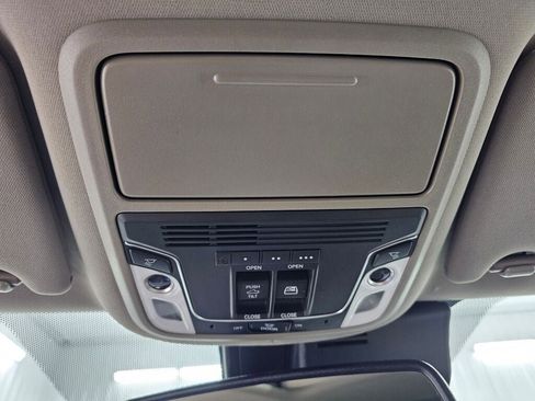 Used 2019 Honda Ridgeline RTL-E image 14