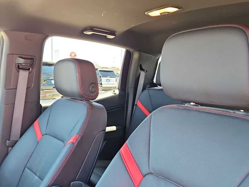 Used 2023 Chevrolet Colorado Z71 w/ Z71 Convenience Package 2 AWD/4WD image 17