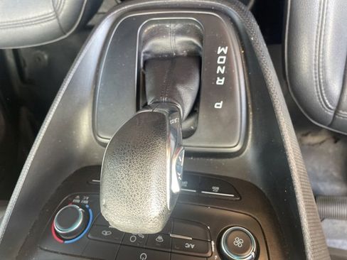 Used 2020 Ford Transit Connect XL image 19