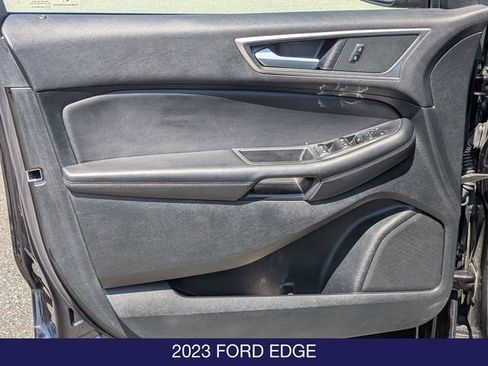 Certified 2023 Ford Edge SEL w/ Convenience Package AWD/4WD image 11