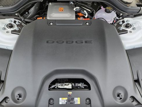 New 2025 Dodge Charger Daytona R/T w/ Sun & Sound Package image 31