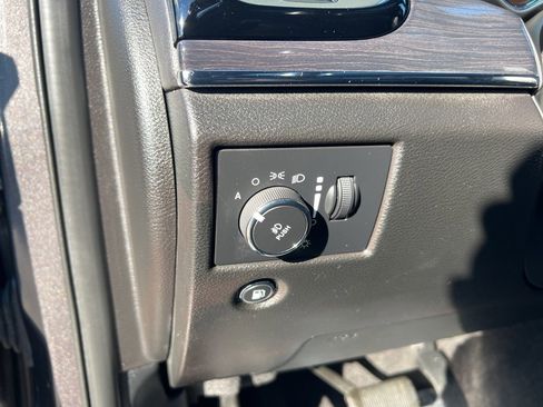 Certified 2021 Jeep Grand Cherokee Overland image 23