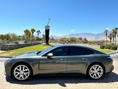 Used 2025 Porsche Panamera 4 AWD/4WD image 22