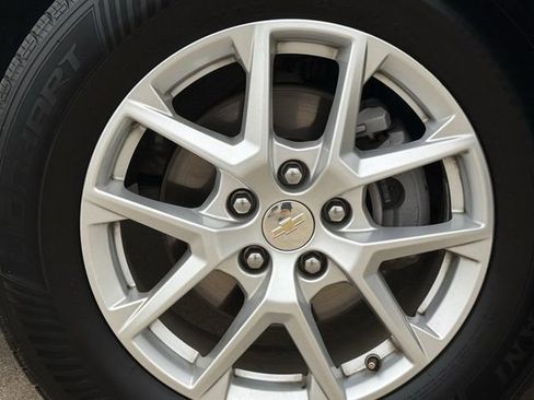 Certified 2024 Chevrolet Equinox LT FWD image 12