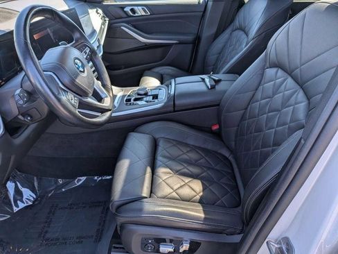 Used 2024 BMW X5 xDrive40i AWD/4WD image 13