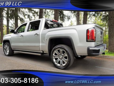 Used 2018 GMC Sierra 1500 Denali w/ Denali Ultimate Package image 11