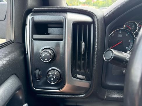 Used 2017 Chevrolet Silverado 1500 LT w/ Texas Edition AWD/4WD image 12