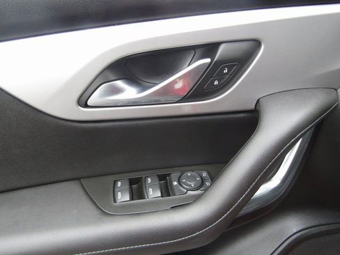 Used 2022 Chevrolet Blazer LT image 22