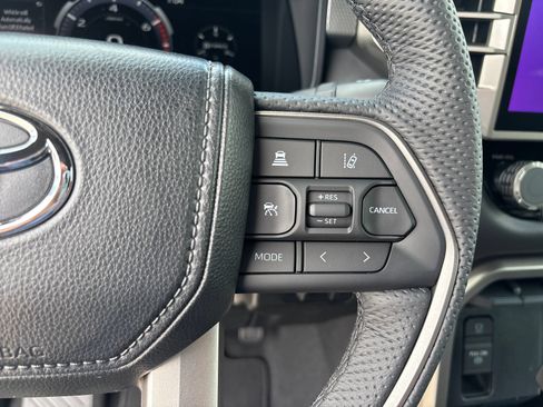 New 2026 Toyota Tundra Limited AWD/4WD image 17