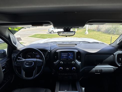 Used 2021 GMC Sierra 1500 Denali w/ Denali Ultimate Package image 18