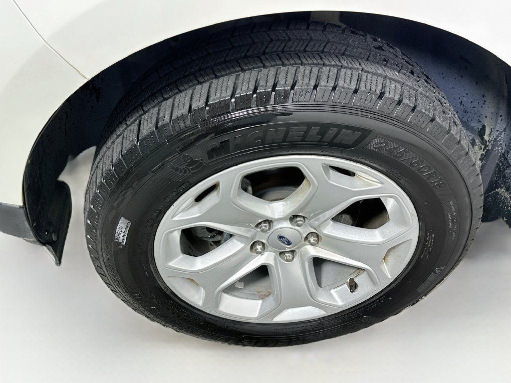 Used 2012 Ford Edge SEL FWD image 24