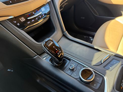 Used 2022 Cadillac XT5 Premium Luxury w/ Platinum Package image 13