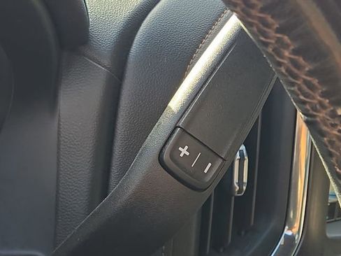 Used 2020 GMC Sierra 1500 AT4 image 29