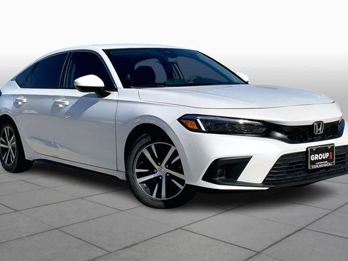 Used 2024 Honda Civic LX image 3