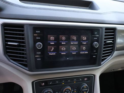 Used 2019 Volkswagen Atlas SE w/ Towing Package AWD/4WD image 24