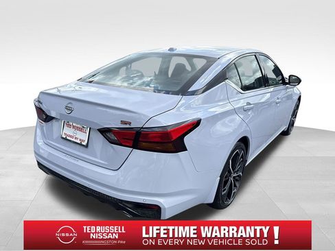 New 2025 Nissan Altima 2.5 SR image 6