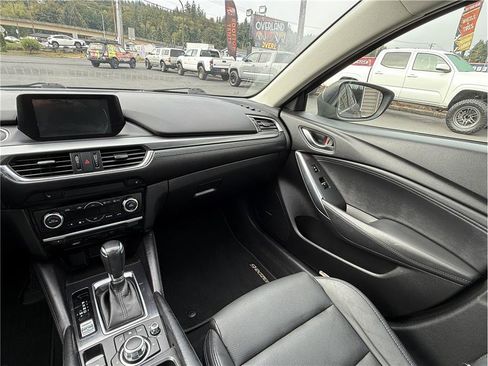 Used 2016 MAZDA MAZDA6 Touring w/ Touring Technology Package image 12