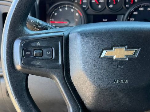 Used 2019 Chevrolet Silverado 1500 Custom w/ Custom Value Package AWD/4WD image 16