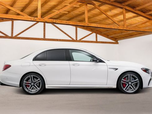 Used 2019 Mercedes-Benz E 63 AMG S image 6