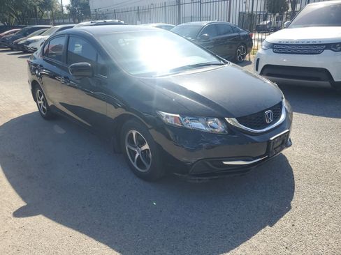 Used 2015 Honda Civic SE image 9