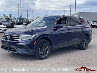 Used 2022 Volkswagen Tiguan SE image 1