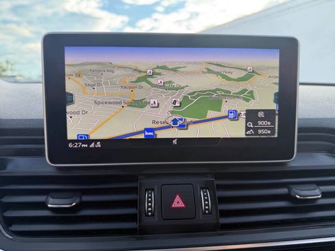 Used 2019 Audi Q5 2.0T Premium Plus w/ Premium Plus Package image 17