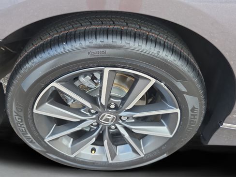 Certified 2022 Honda Accord EX-L image 17