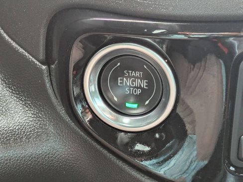 Certified 2025 Chevrolet Silverado 1500 LT Trail Boss w/ Convenience Package II image 46