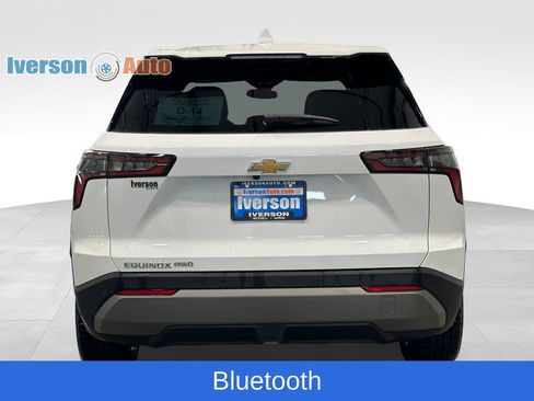 Used 2026 Chevrolet Equinox LT w/ Convenience Package II AWD/4WD image 8