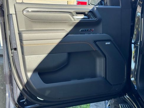 New 2026 GMC Sierra 1500 AT4 w/ Technology Package image 19