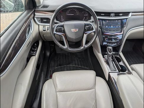 Used 2017 Cadillac XTS Luxury FWD image 12