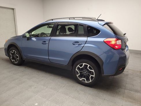 Used 2017 Subaru Crosstrek 2.0i Premium image 3