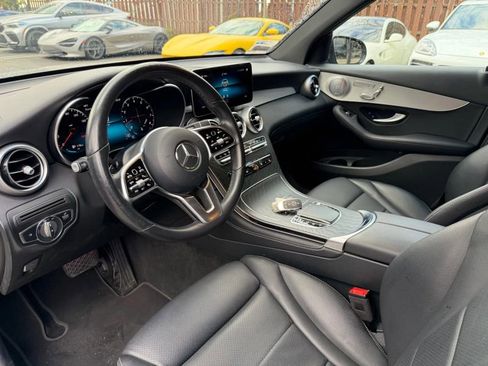 Used 2021 Mercedes-Benz GLC 300 4MATIC image 10