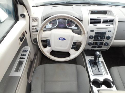 Used 2009 Ford Escape 2WD Hybrid image 18
