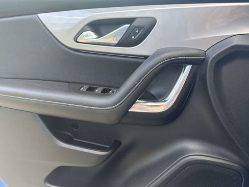 Certified 2024 Chevrolet Blazer LT FWD image 23