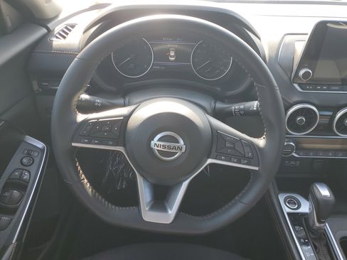 Certified 2021 Nissan Sentra SR image 23