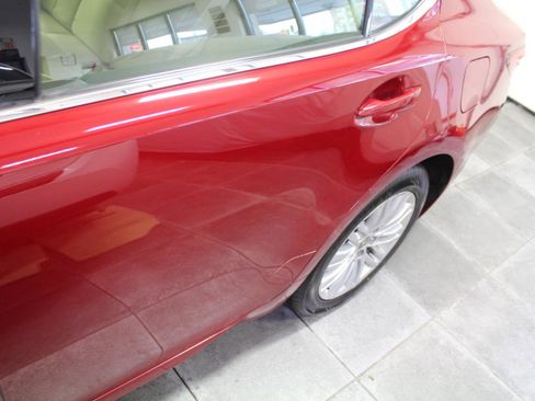 Used 2013 Lexus ES 350 w/ Luxury Pkg image 36