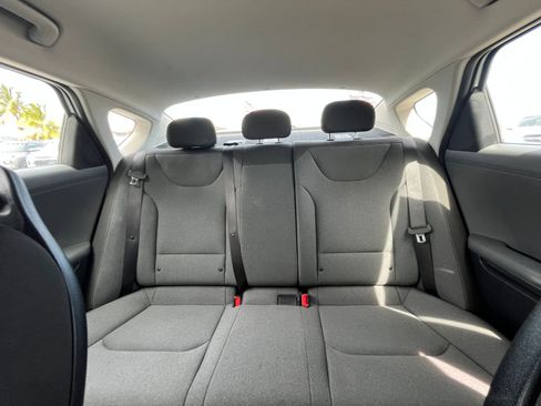 Used 2025 Kia K4 LXS FWD image 37