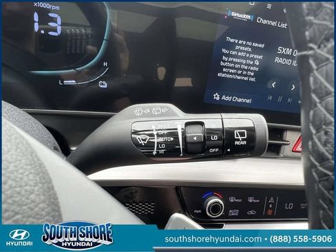 Used 2024 Kia Sportage EX w/ EX Premium Package AWD/4WD image 24
