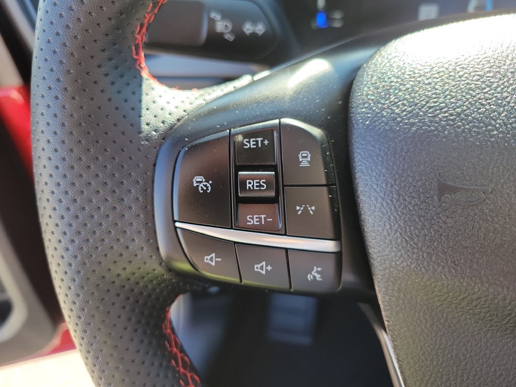 Used 2023 Ford Escape ST-Line w/ Tech Pack #1 FWD image 23